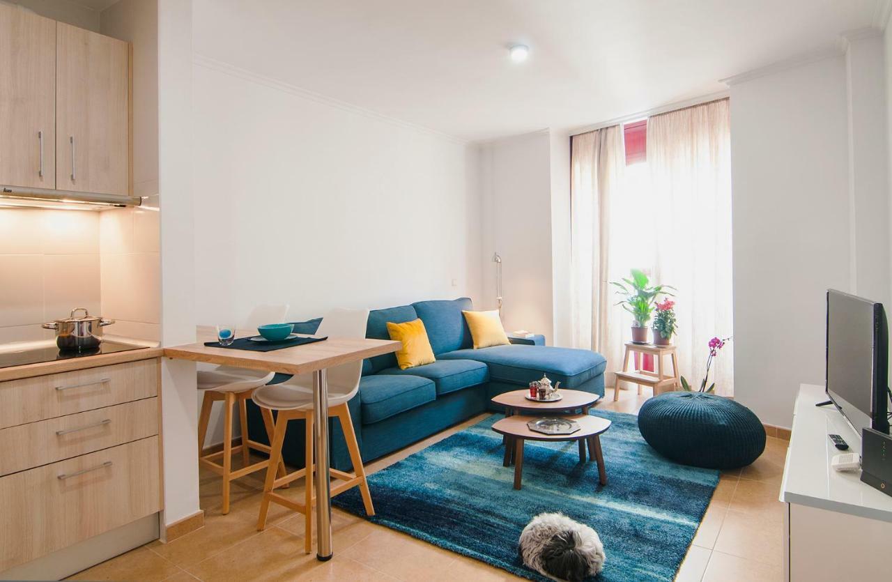 Apartamentos Vida Almeria Luaran gambar